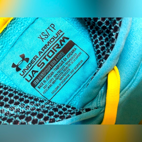 💙Under Armour Storm Hoodie - Picture 6 of 9